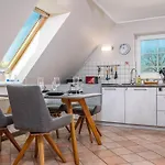 Stoertebekerstrasse 9 - 6 Lägenhet *